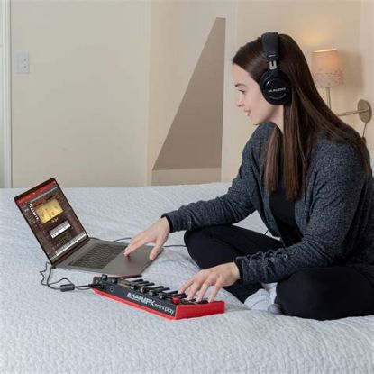 Picture of Akai MPK Mini Play MK3