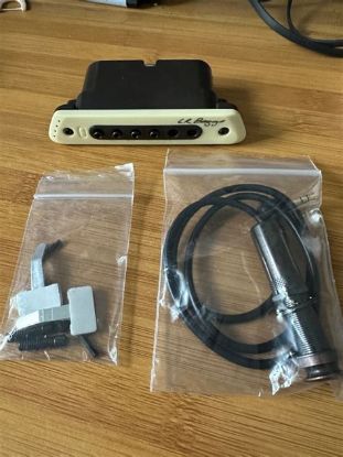 Picture of Lr Baggs M80 Active Acoustic Guitar Soundhole Humbucker Pickup