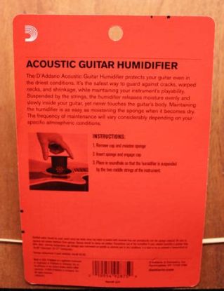 Picture of Acoustic Guitar Soundhole Humidifier Replacement - 3 Pack