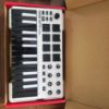 Picture of Akai MPK Mini 4 White